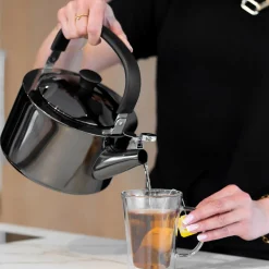 Czajniki I Kawiarki|Vialli Design Czajnik z gwizdkiem DIAMANTE 1,5 l