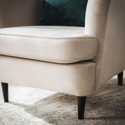 inny Fotel uszak welurowy kremowy VITO