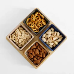 Miski, Patery I Półmiski|inny Komplet 4 miseczek na kwadratowej bambusowej podstawie 19x19 cm