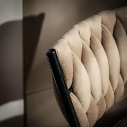 Hokery| Krzesło barowe na czarnych nogach szarobeżowe LIANA