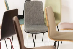 Fameg Krzesło tapicerowane szare VINGE