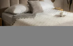 Estetica Narzuta na łóżko biało-czarna FRINGLE 180x200 cm