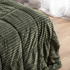 Koce I Narzuty| Narzuta sztruksowa zielona SALSA 180x200 cm