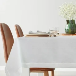 Eurofirany Obrus biały STELLA 145x300 cm