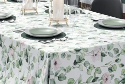 Obrus plamoodporny w zielone kwiaty 140x280 cm