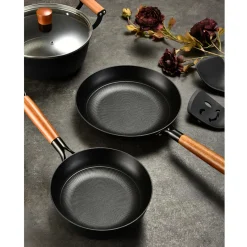 Garnki, Patelnie I Pokrywki| Patelnia żeliwna czarna FERRO 20 cm