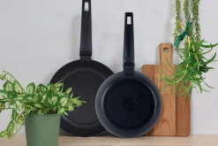 Garnki, Patelnie I Pokrywki| Patelnia na indukcję czarna OLIO 20 cm