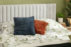 Poduszka dekoracyjna do salonu granatowa TILIA 50x50 cm