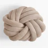 Poszewki I Poduszki Dekoracyjne|inny Poduszka ozdobna węzeł beżowa TWISTY 30 cm