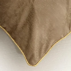 Poszewki I Poduszki Dekoracyjne| Poszewka welurowa taupe ALASKA 45x45 cm