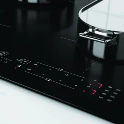 WHIRLPOOL Płyta indukcyjna WB B8360 NE