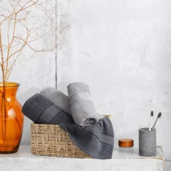 Eurofirany Ręcznik bawełniany czarny LIANA 50x90 cm