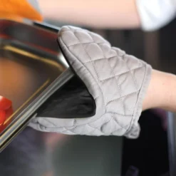 Tekstylia Kuchenne|Tekstylia Kuchenne|inny Rękawica kuchenna LIVIO czarno-szara