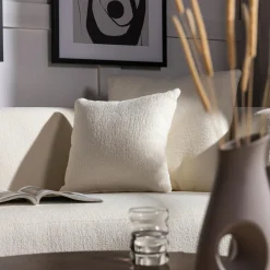 Sofy|inny Sofa 3-osobowa kremowa REMOLLI