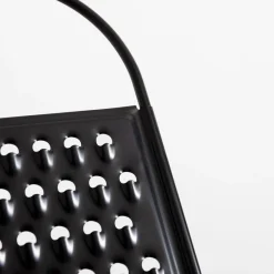 inny Tarka kuchenna czarna z uchwytem