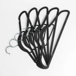 Wieszaki, Półki Tekstylne, Organizery|Okey Wieszak welurowy grafitowy VELVET, komplet 5 szt.